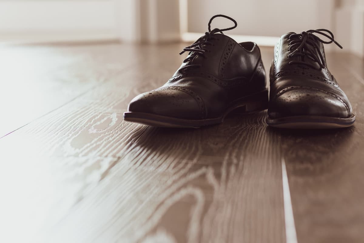 Brogues — pure leather shoes
